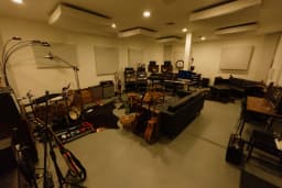 Secret Sisters Studios thumbnail 1