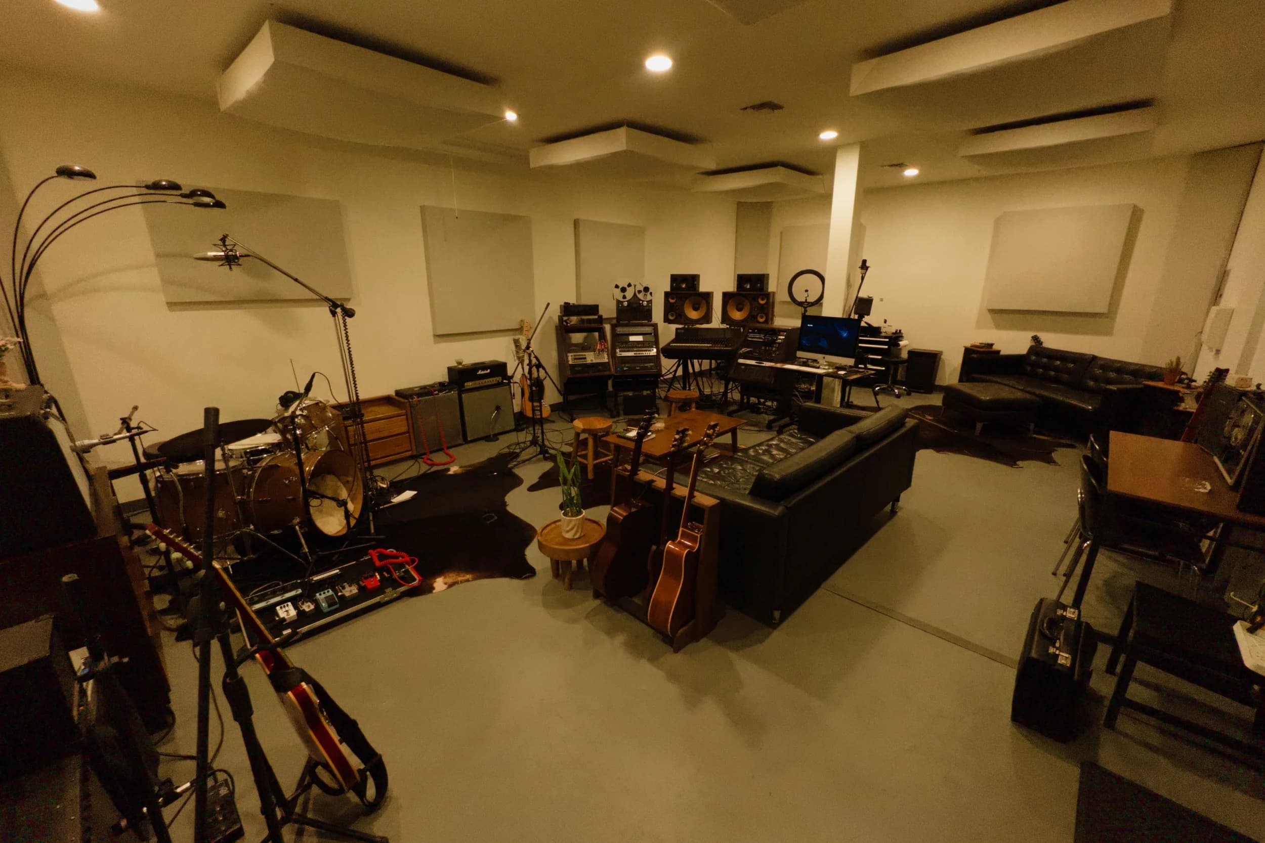 Secret Sisters Studios - Main view